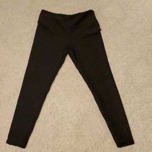 Cellulite leggings.  Size Large